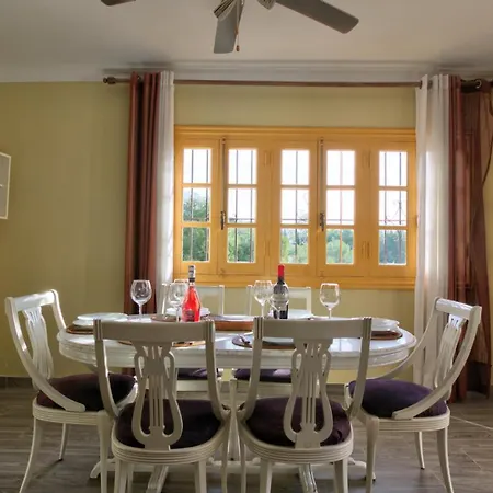 Holiday home El Tomillar